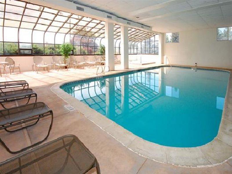 Ramada By Wyndham Downtown Spokane Facilities photo