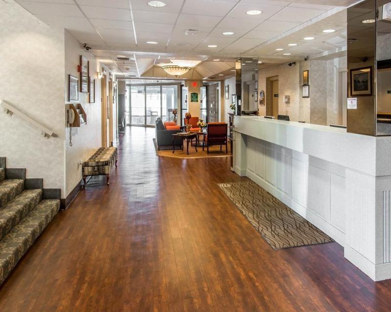 Ramada By Wyndham Downtown Spokane Exterior photo